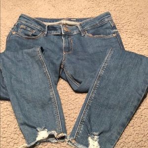 Super skinny women’s old navy rockstar jeans